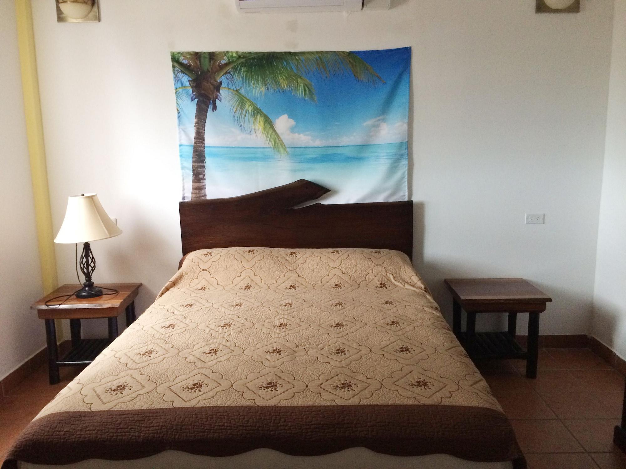 Easy Inn Hotel Belize City Exteriör bild