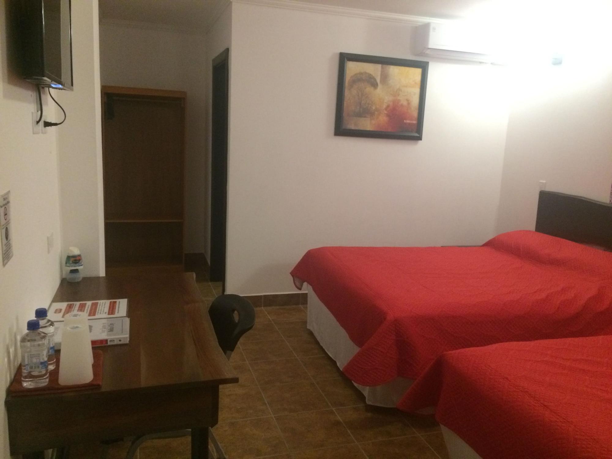 Easy Inn Hotel Belize City Exteriör bild
