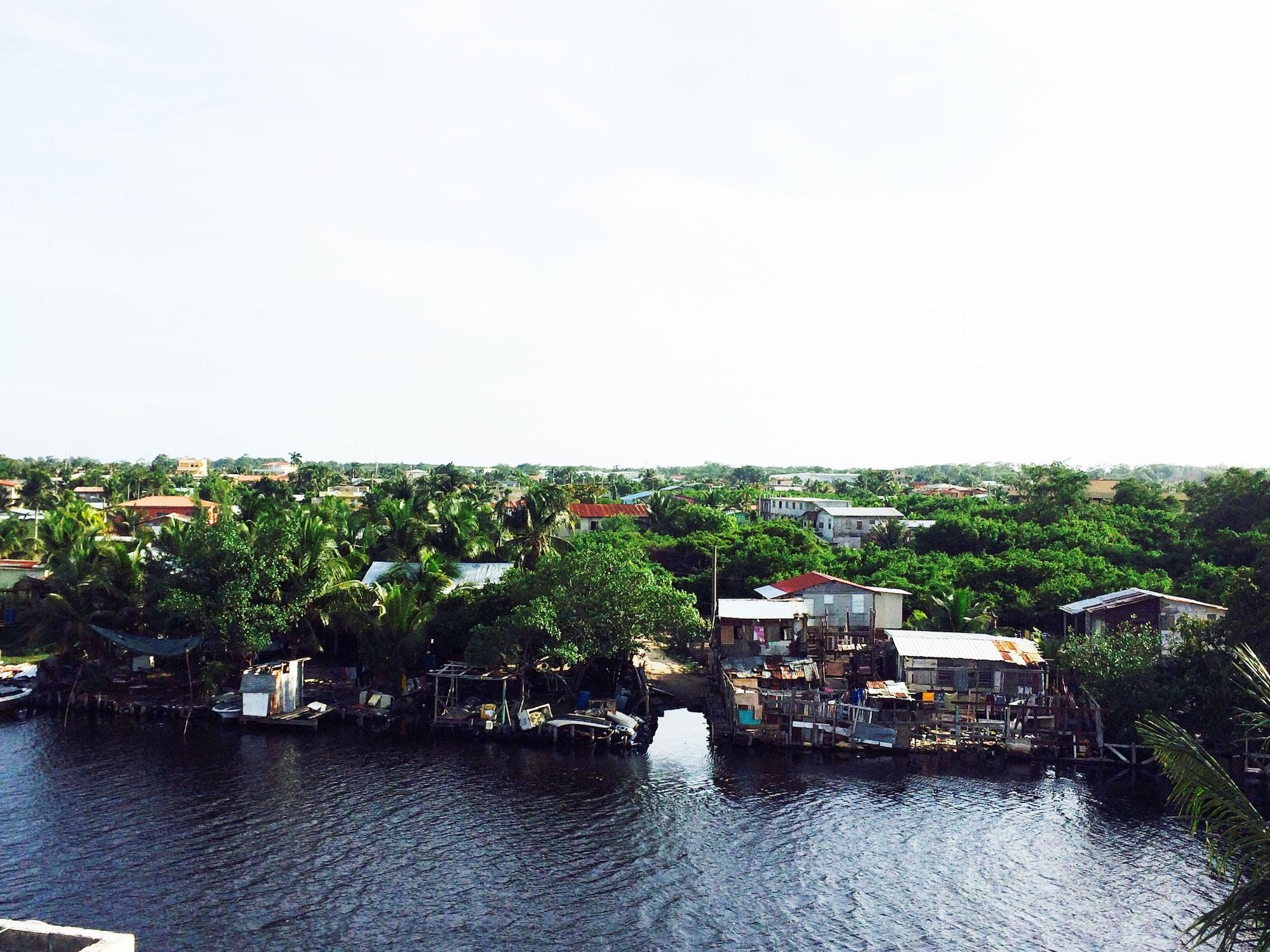Easy Inn Hotel Belize City Exteriör bild