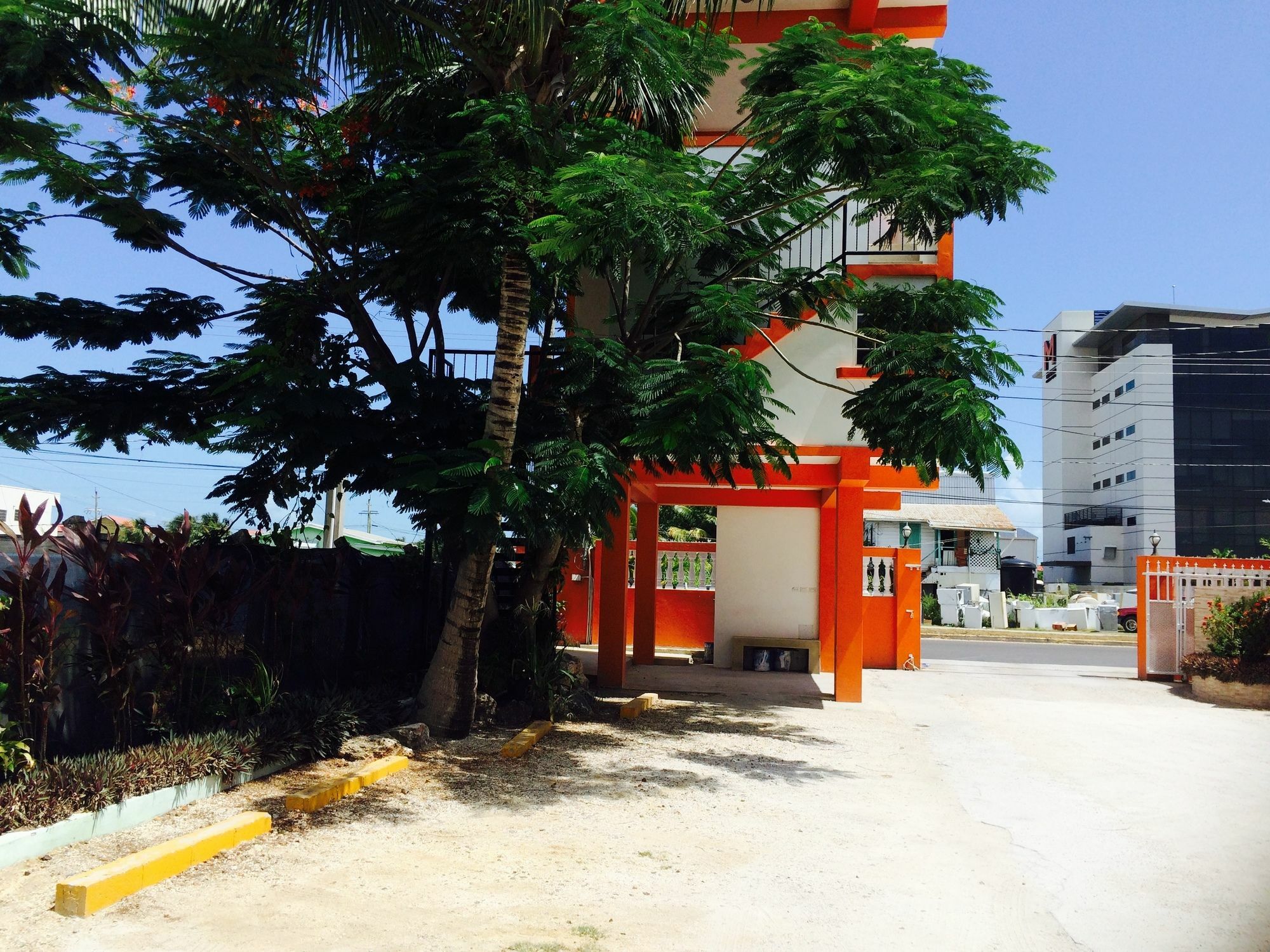 Easy Inn Hotel Belize City Exteriör bild
